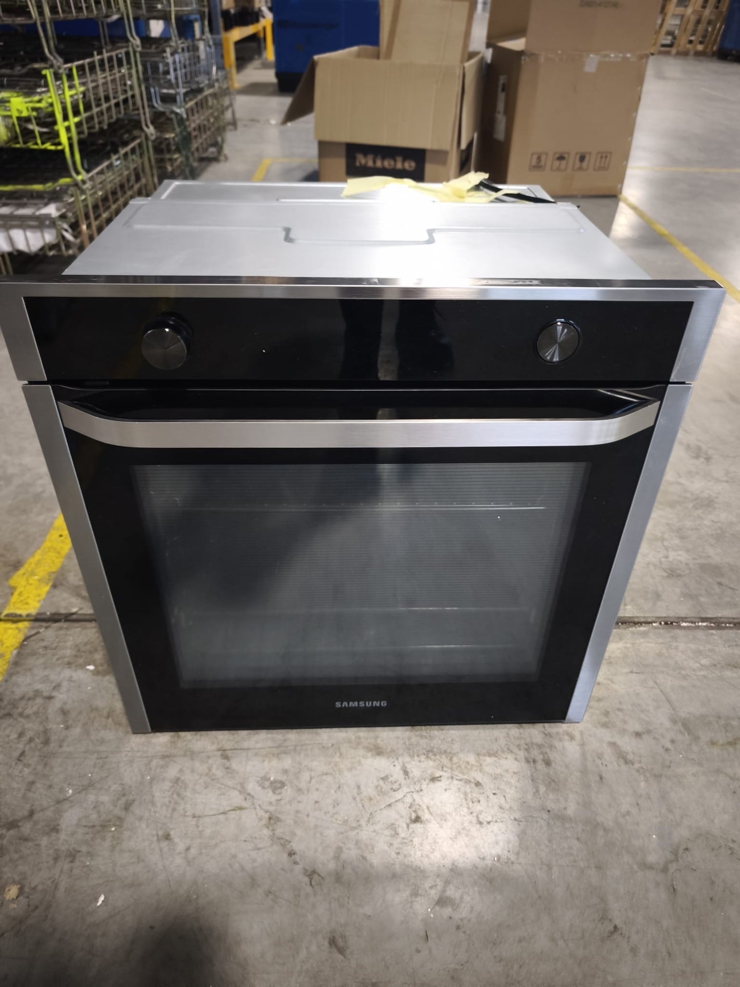 SAMSUNG NV75J7570RS – Four encastrable