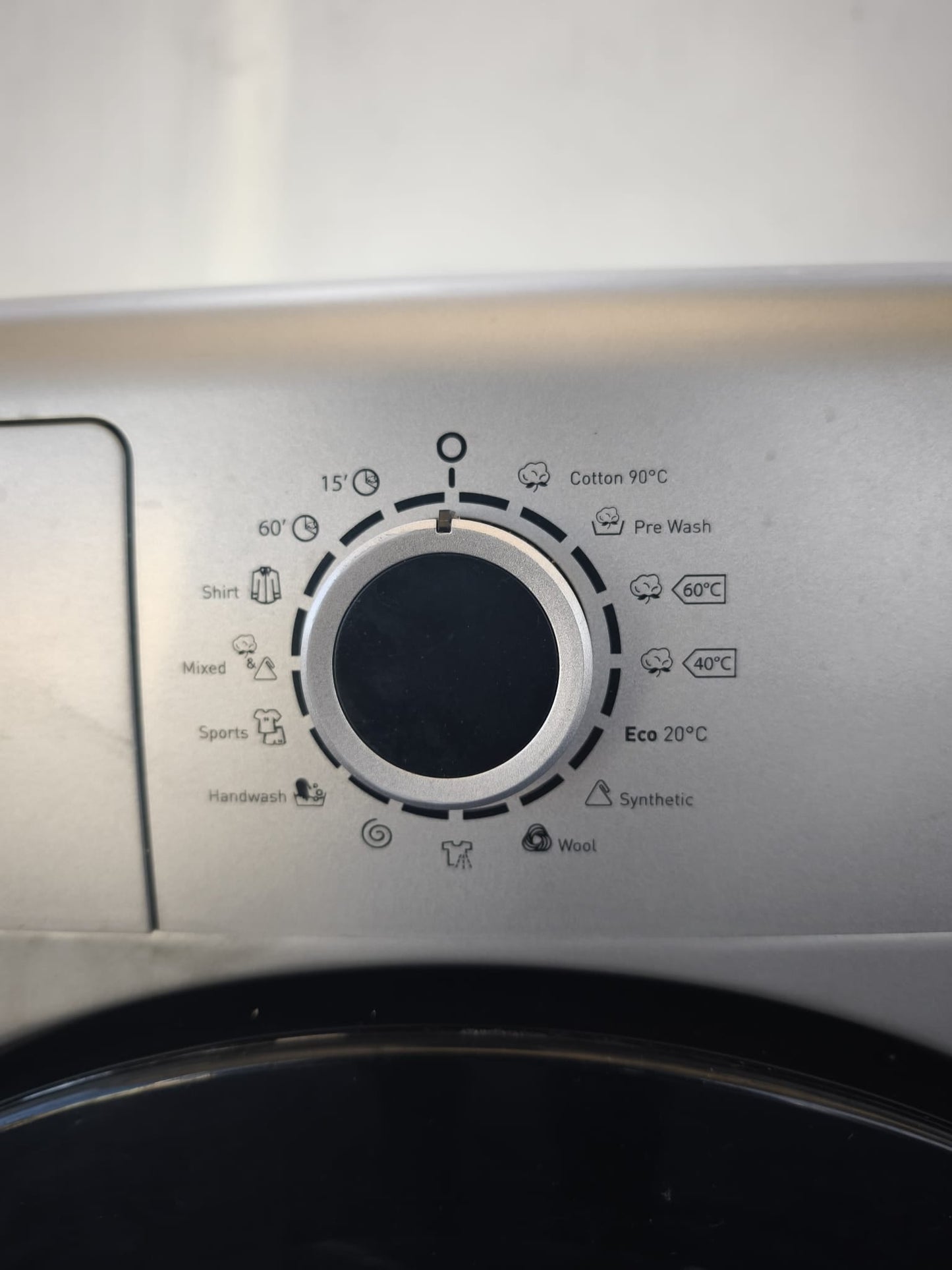 Lave-linge Valberg WF 714 A W701T