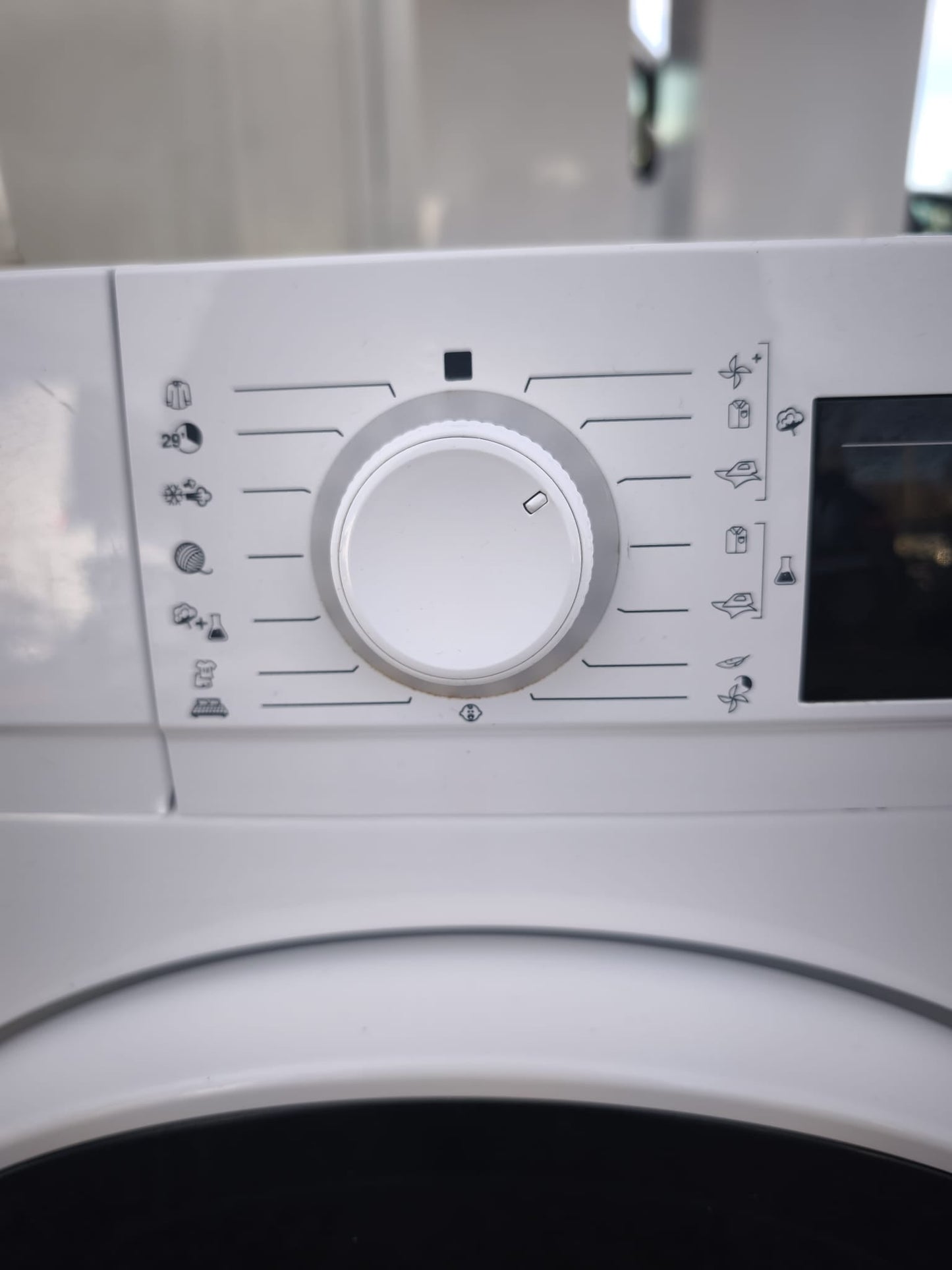 Sèche-linge Essentiel B ESLC10-1b