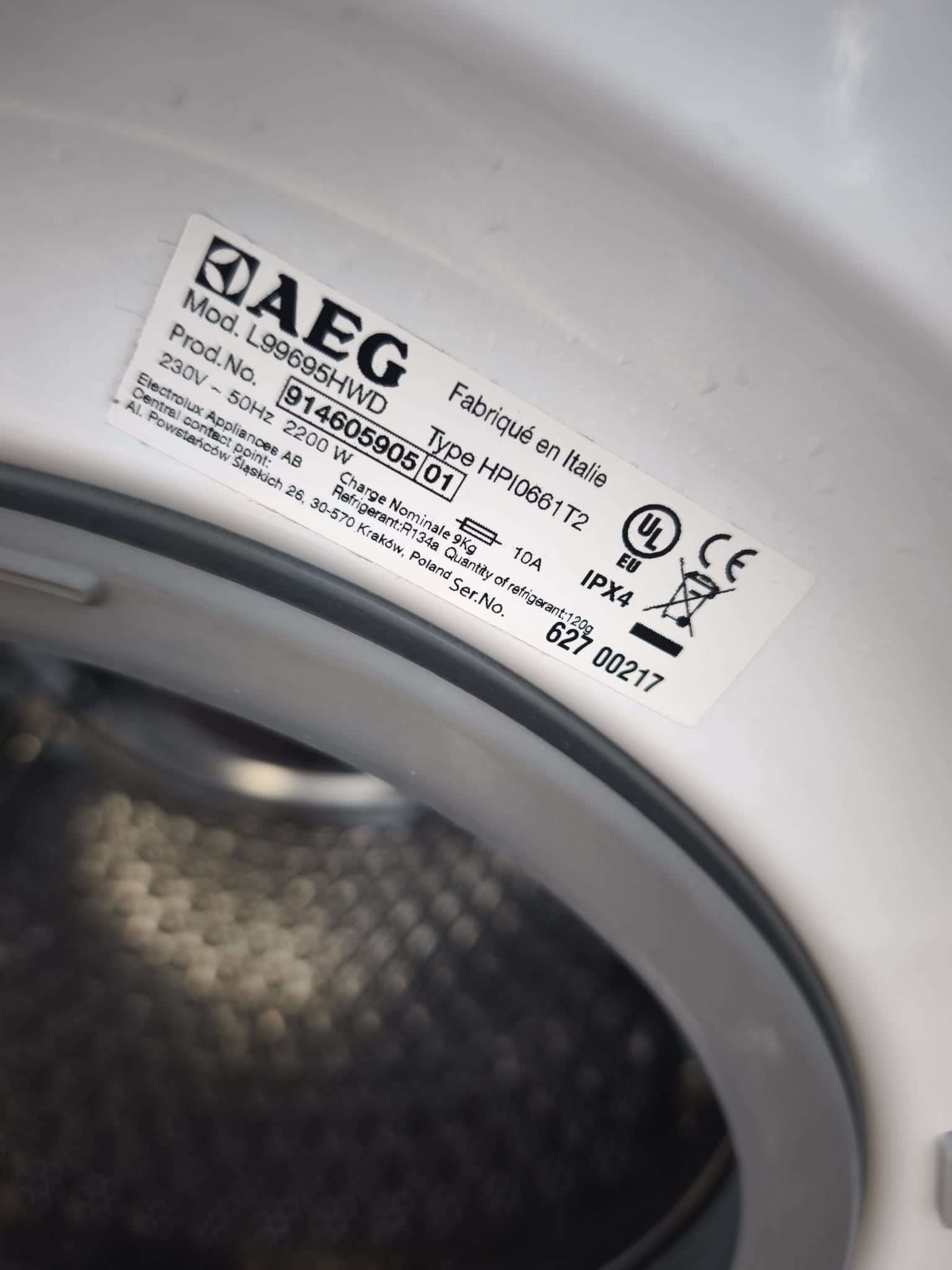 Lavante-séchante AEG intérieur