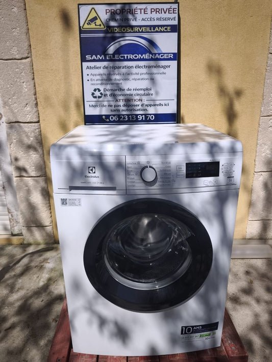 Lave linge Electrolux 8kg - Photo 1