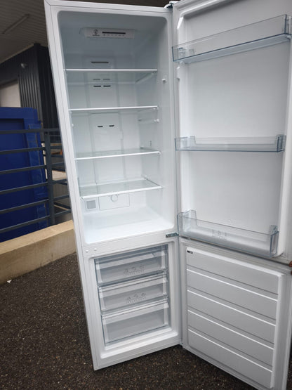 VALBERG CNF 270 E W625C – Réfrigérateur combiné